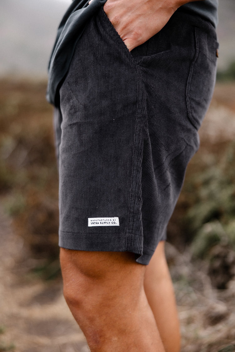 Playa Short in Coal