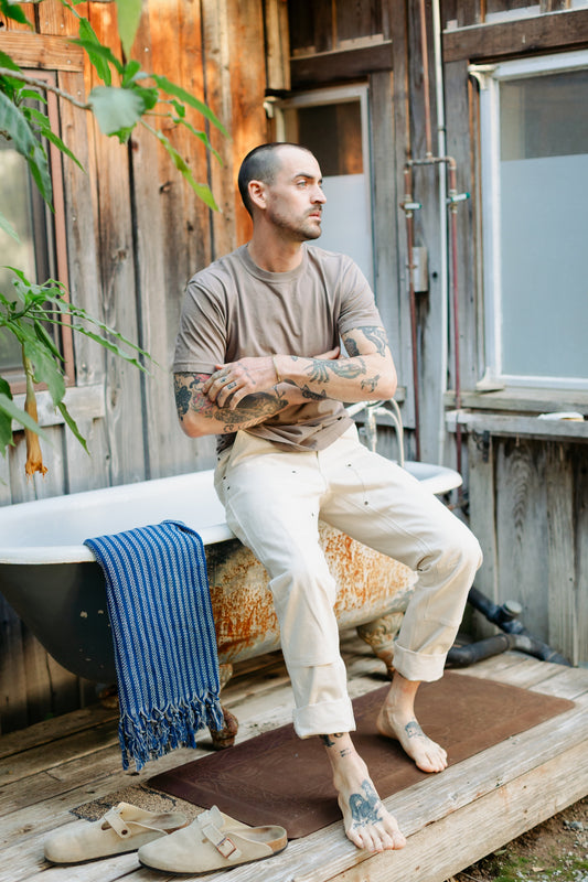 Coast Crewneck Tee - Mushroom